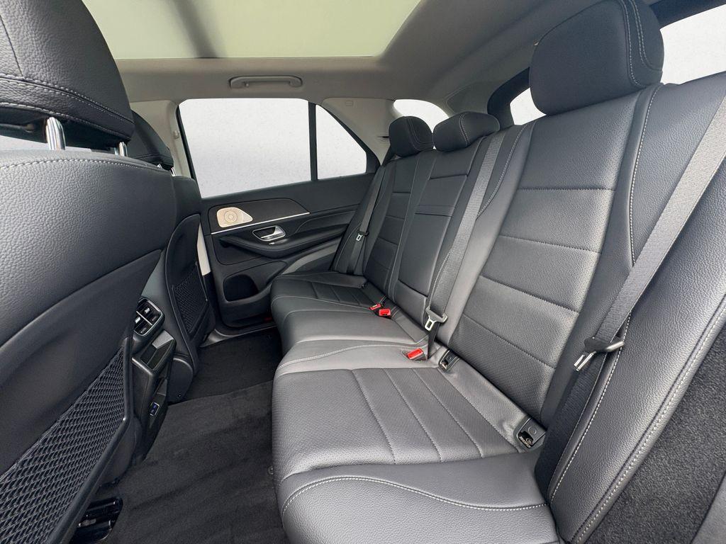 new 2026 Mercedes-Benz GLE 450 car