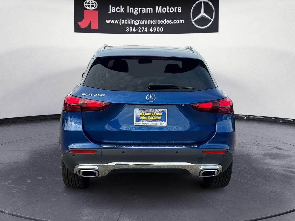 new 2025 Mercedes-Benz GLA 250 car, priced at $47,510