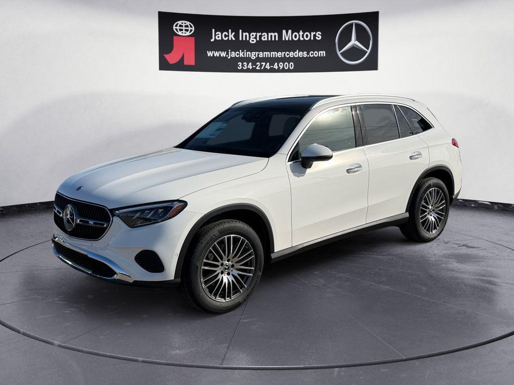 new 2026 Mercedes-Benz GLC 300 car