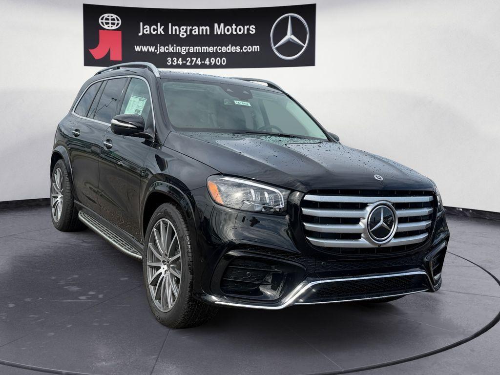 new 2026 Mercedes-Benz GLS 450 car