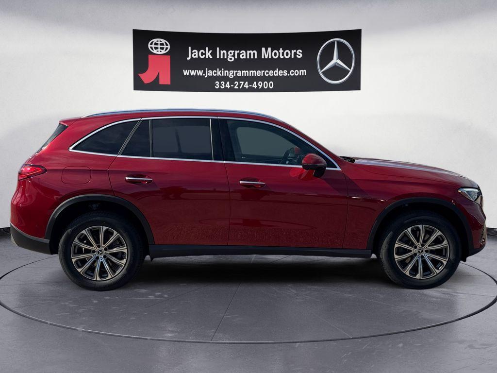 new 2026 Mercedes-Benz GLC 300 car