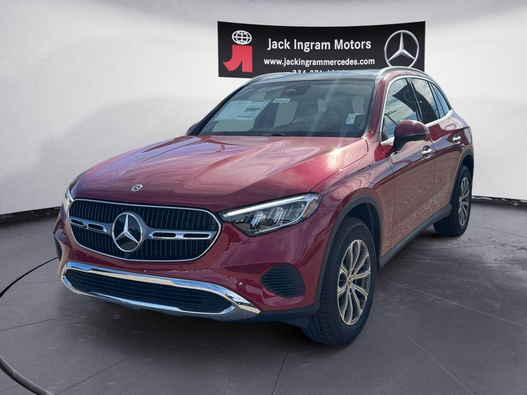 new 2026 Mercedes-Benz GLC 300 car