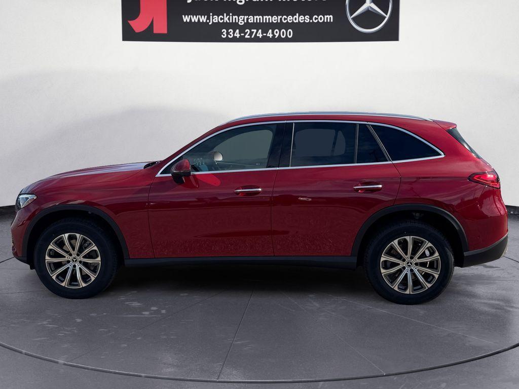 new 2026 Mercedes-Benz GLC 300 car