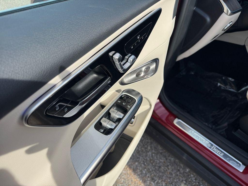 new 2026 Mercedes-Benz GLC 300 car