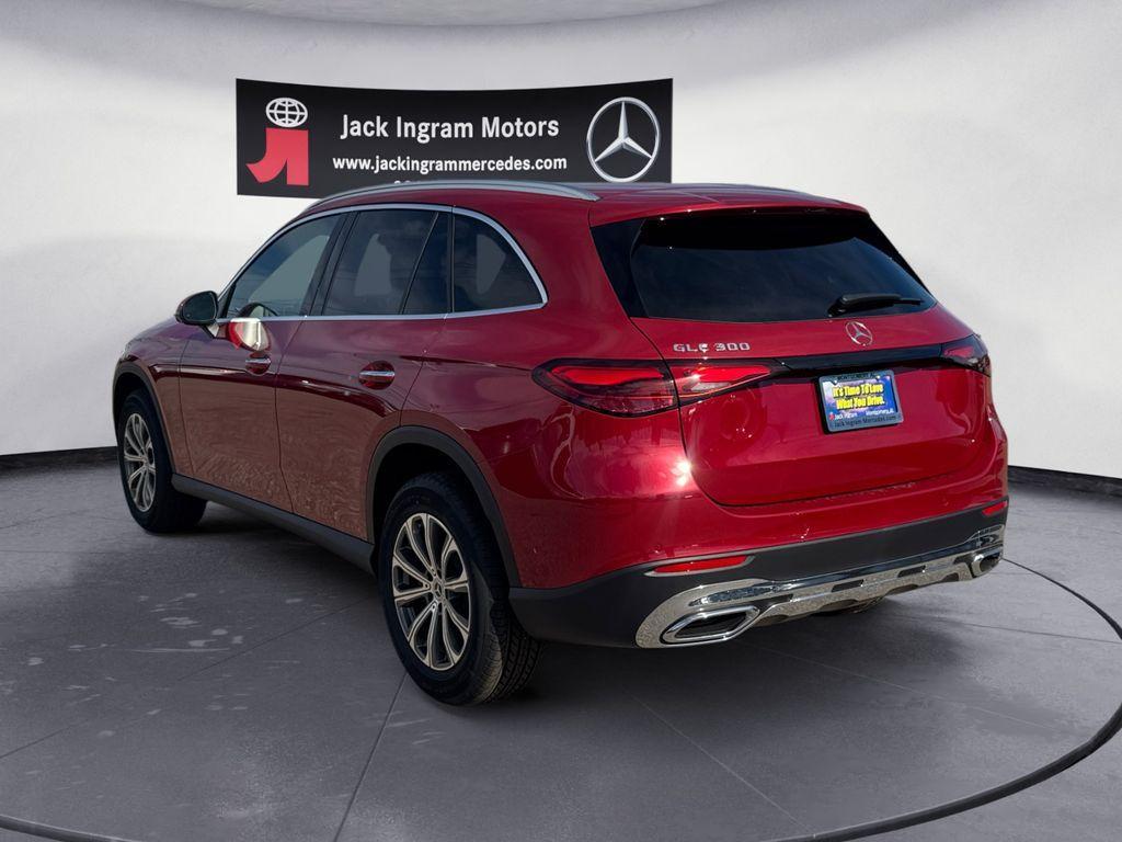 new 2026 Mercedes-Benz GLC 300 car