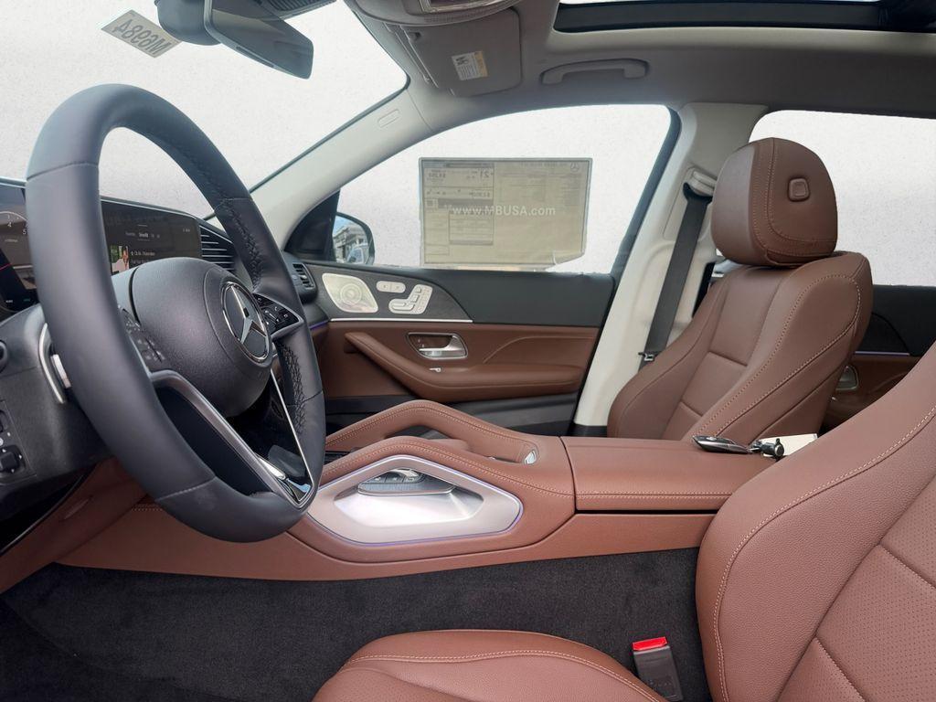 new 2026 Mercedes-Benz GLS 450 car