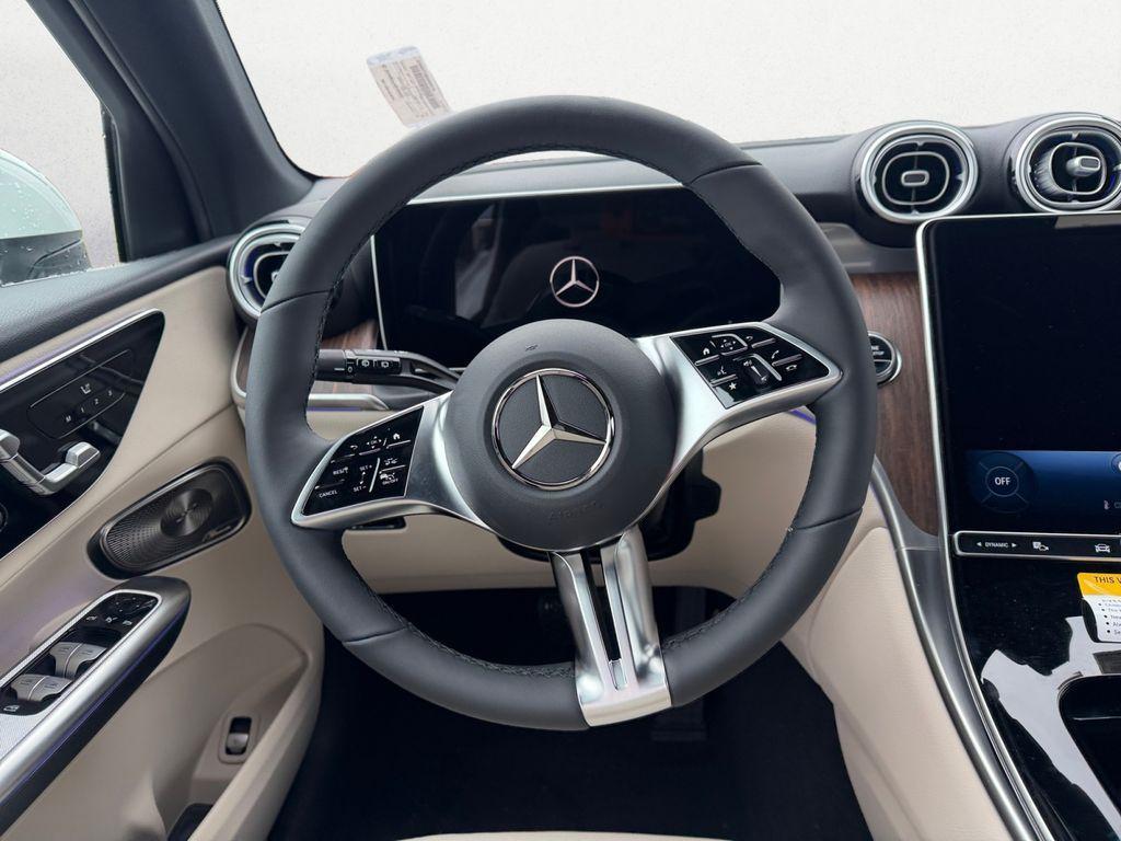 new 2026 Mercedes-Benz GLC 300 car