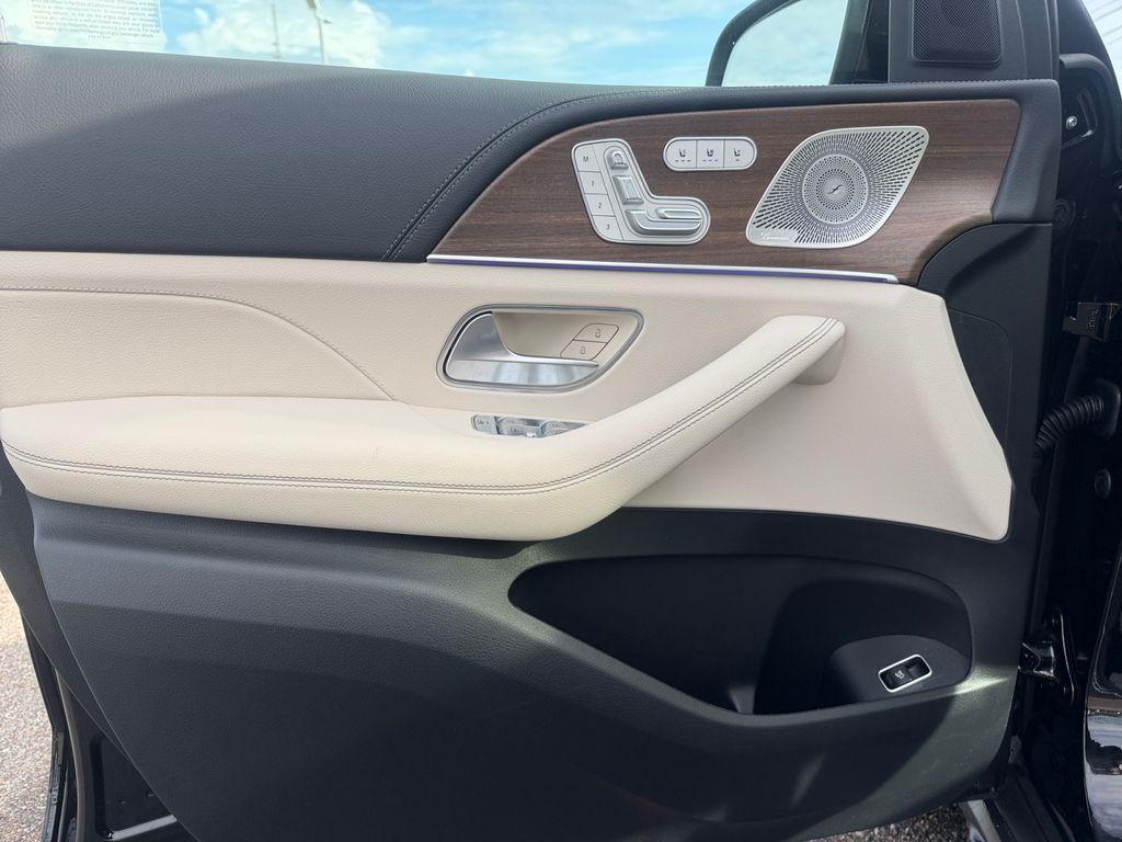 new 2026 Mercedes-Benz GLE 450 car