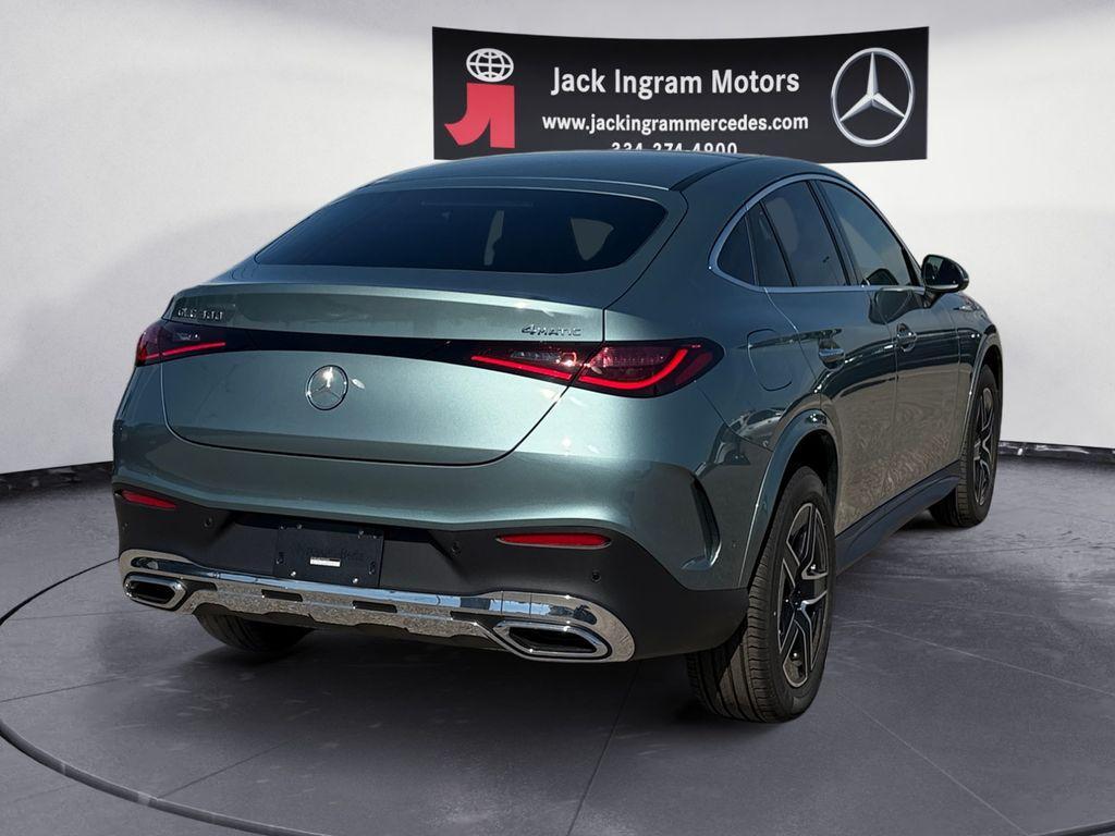 new 2026 Mercedes-Benz GLC 300 car