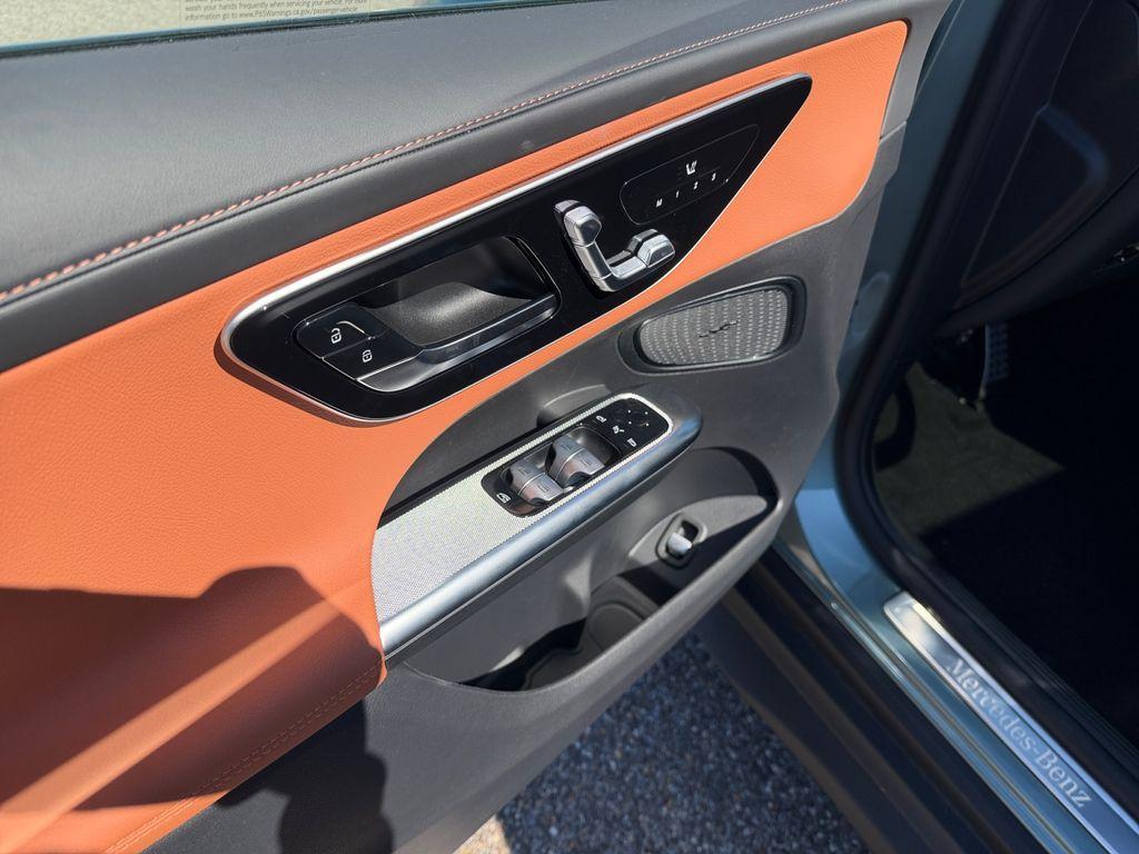 new 2026 Mercedes-Benz GLC 300 car