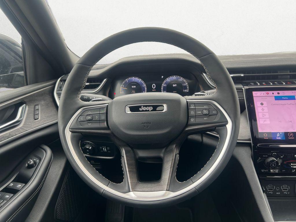 used 2025 Jeep Grand Cherokee L car, priced at $38,777