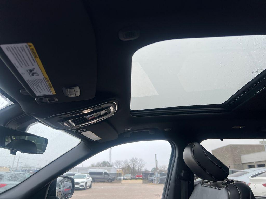 used 2025 Jeep Grand Cherokee L car, priced at $38,777