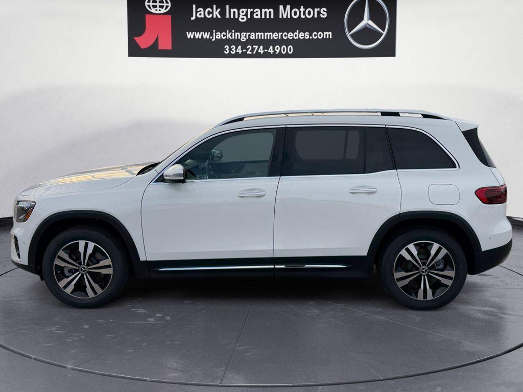 new 2026 Mercedes-Benz GLB 250 car