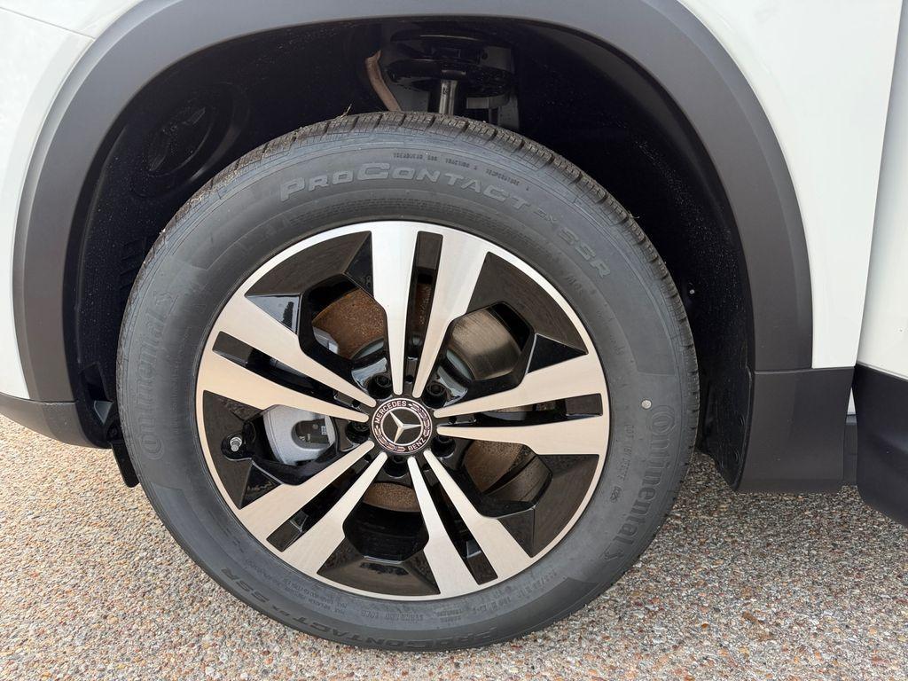 new 2026 Mercedes-Benz GLB 250 car