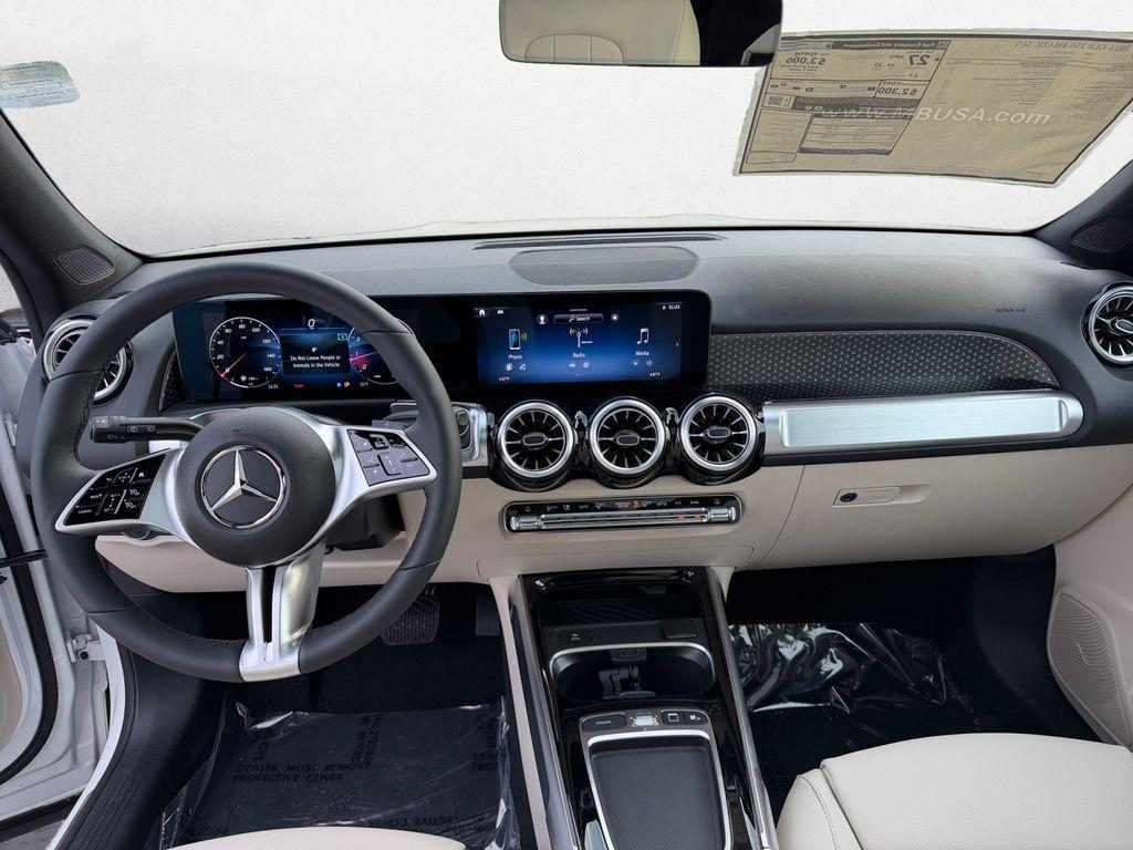new 2026 Mercedes-Benz GLB 250 car
