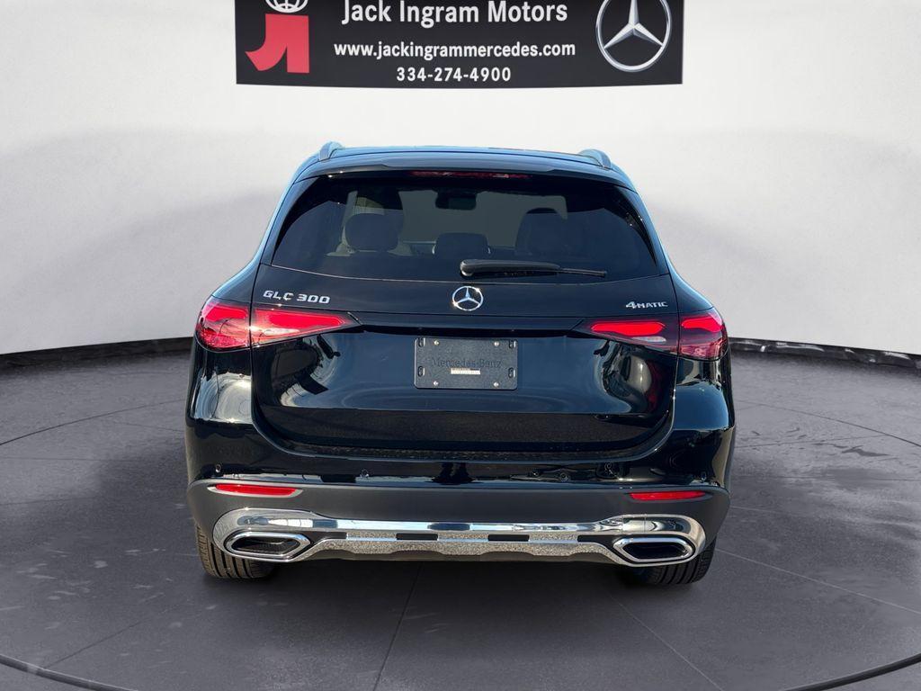 new 2026 Mercedes-Benz GLC 300 car