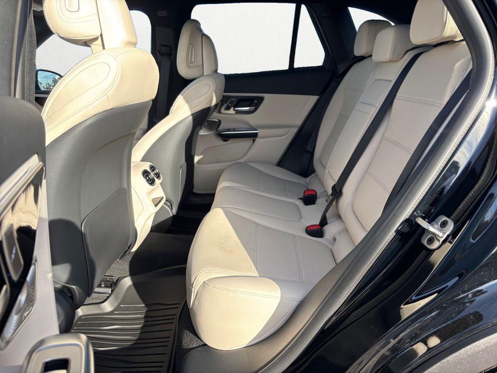 new 2026 Mercedes-Benz GLC 300 car