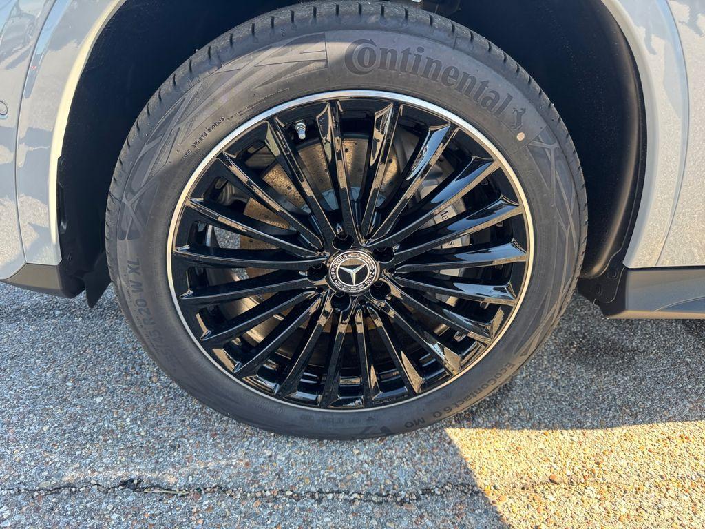 new 2026 Mercedes-Benz GLC 300 car