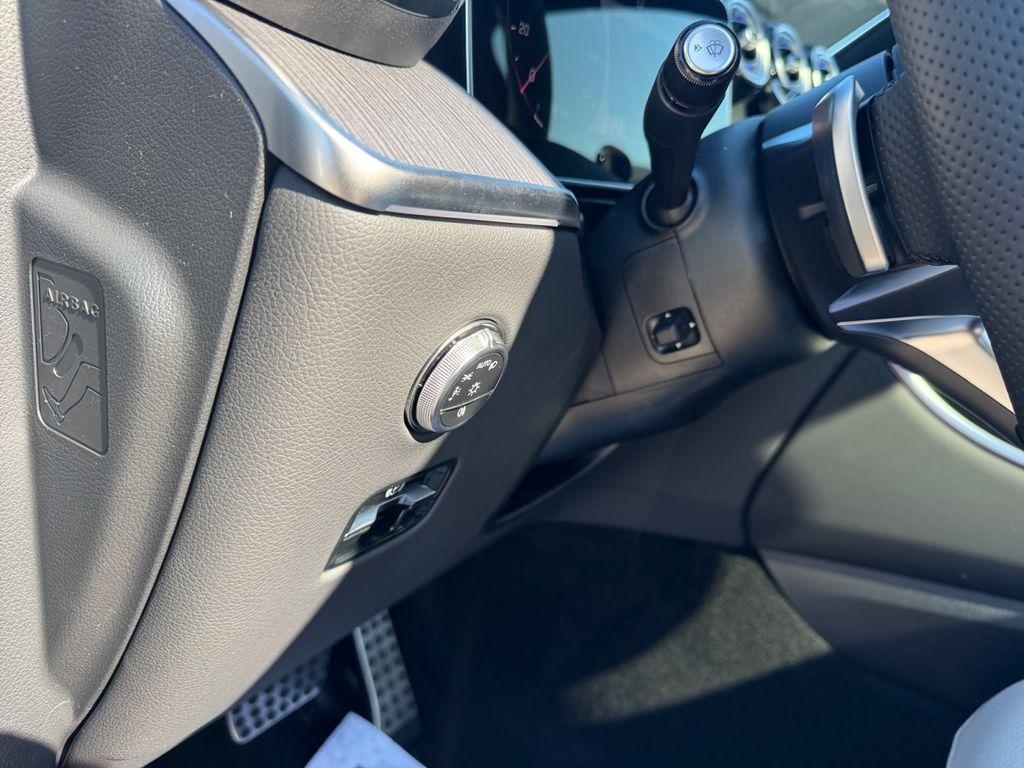 new 2026 Mercedes-Benz GLC 300 car