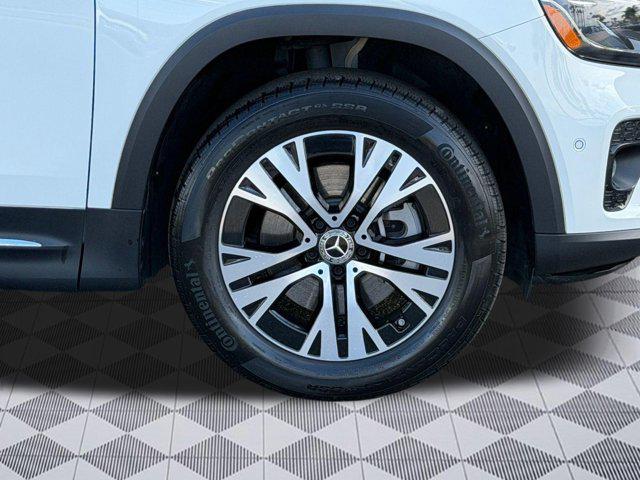 used 2025 Mercedes-Benz GLB 250 car, priced at $35,997