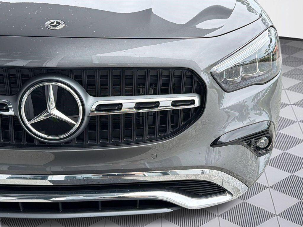 new 2026 Mercedes-Benz GLA 250 car, priced at $49,444