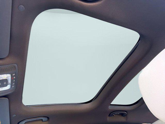 new 2026 Mercedes-Benz GLB 250 car, priced at $47,195