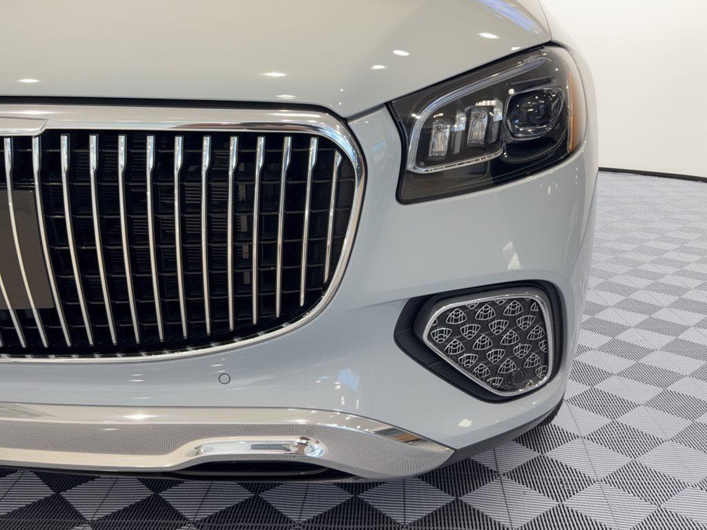 used 2025 Mercedes-Benz Maybach GLS 600 car, priced at $154,047