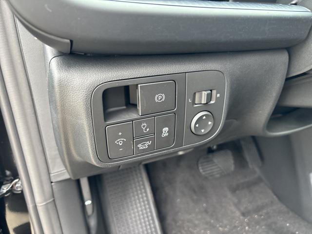 new 2025 Hyundai IONIQ 6 car, priced at $36,901