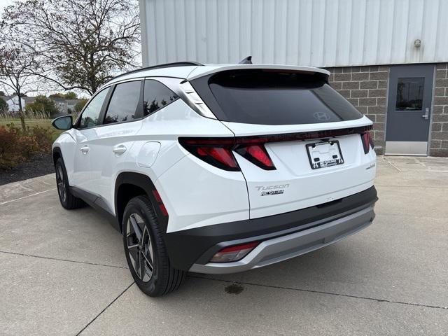 new 2026 Hyundai TUCSON Hybrid car, priced at $36,460