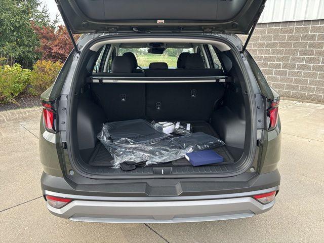 new 2026 Hyundai Tucson car, priced at $33,290