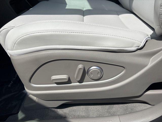 new 2026 Hyundai Palisade Hybrid car, priced at $49,654