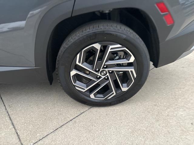 new 2026 Hyundai TUCSON Hybrid car, priced at $44,500