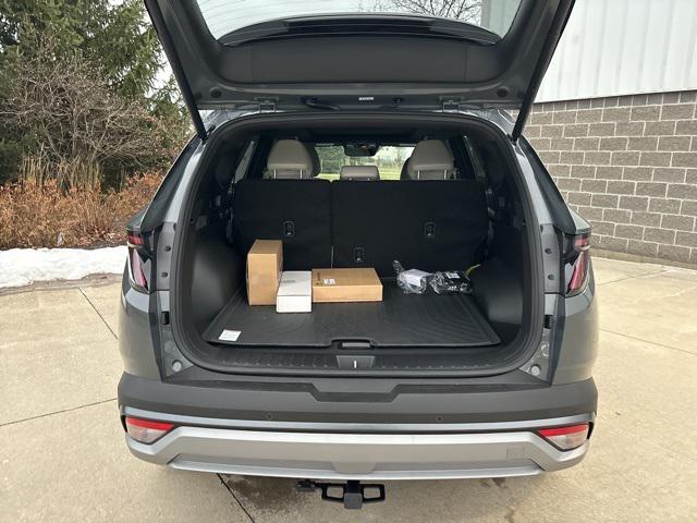 new 2026 Hyundai TUCSON Hybrid car, priced at $44,500