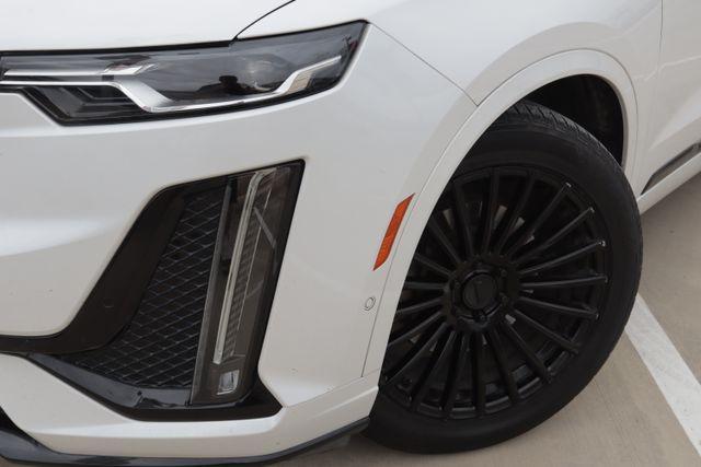 used 2020 Cadillac XT6 car, priced at $26,899