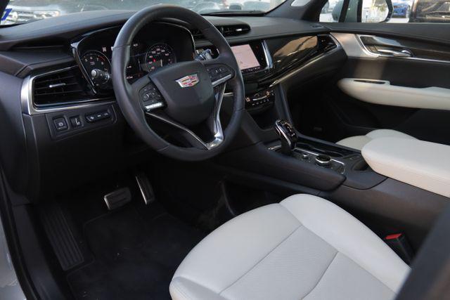 used 2023 Cadillac XT6 car, priced at $44,220