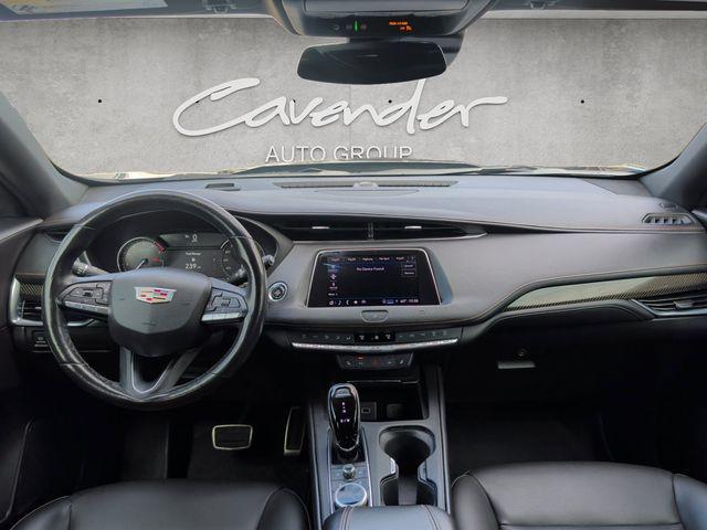 used 2021 Cadillac XT4 car, priced at $21,995