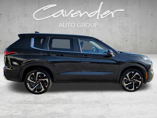 used 2024 Mitsubishi Outlander car, priced at $21,995