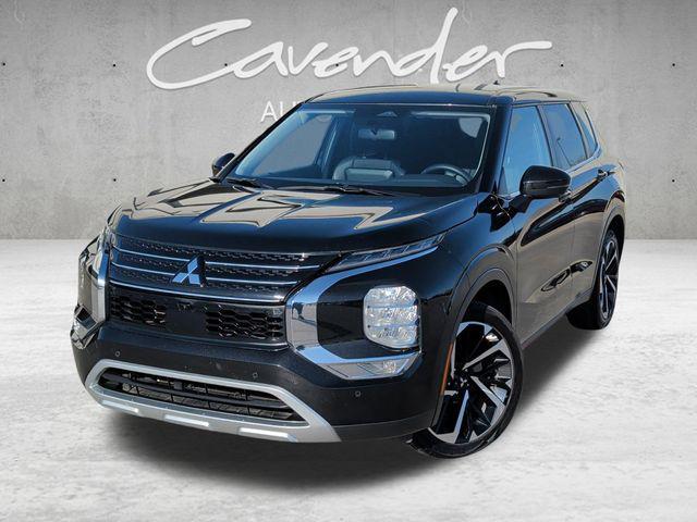 used 2024 Mitsubishi Outlander car, priced at $21,995