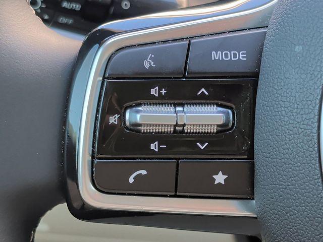 used 2025 Kia Sorento car, priced at $34,328