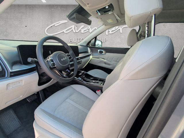 used 2025 Kia Sorento car, priced at $34,328