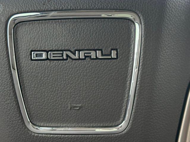 used 2020 GMC Yukon car, priced at $34,624