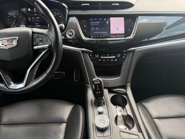 used 2022 Cadillac XT6 car, priced at $39,220