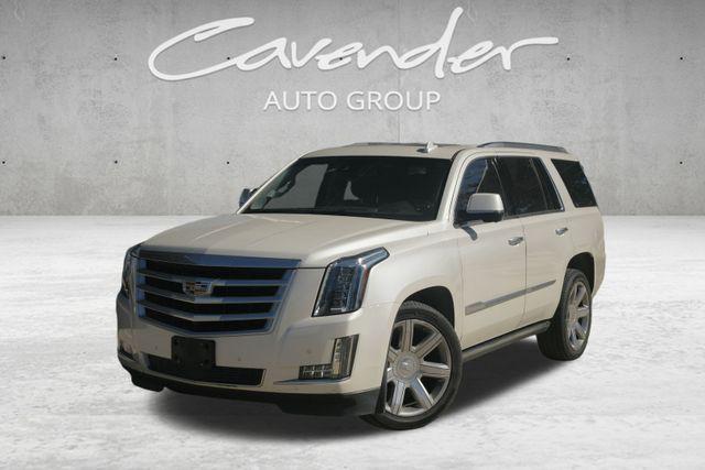 used 2015 Cadillac Escalade car, priced at $23,995