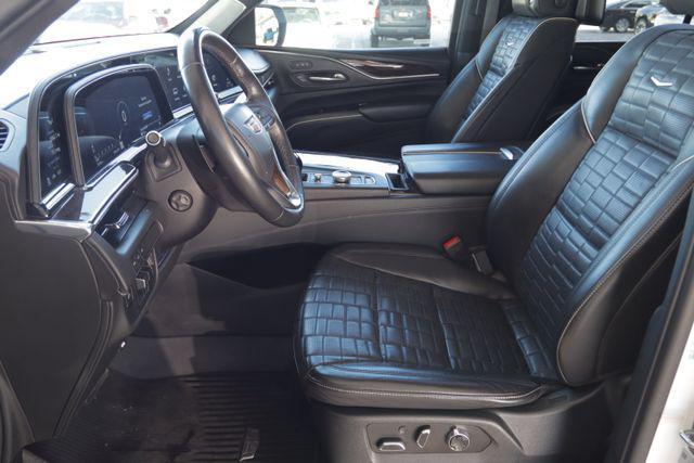 used 2022 Cadillac Escalade ESV car, priced at $66,370