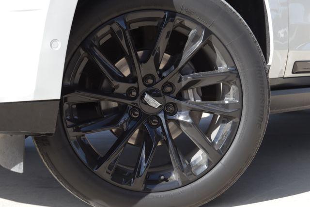 used 2022 Cadillac Escalade ESV car, priced at $66,370