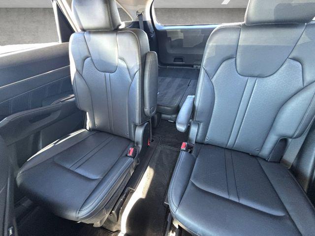 used 2023 Kia Sorento car, priced at $26,755