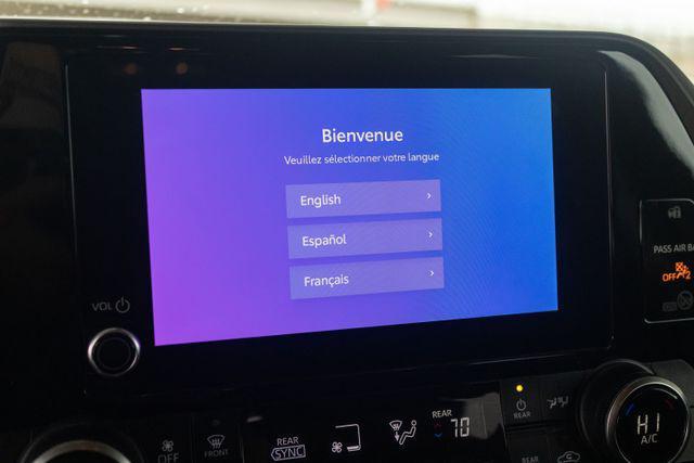 used 2023 Toyota Highlander car, priced at $26,995