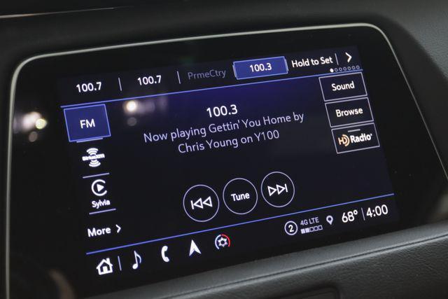 used 2022 Cadillac XT4 car, priced at $20,367