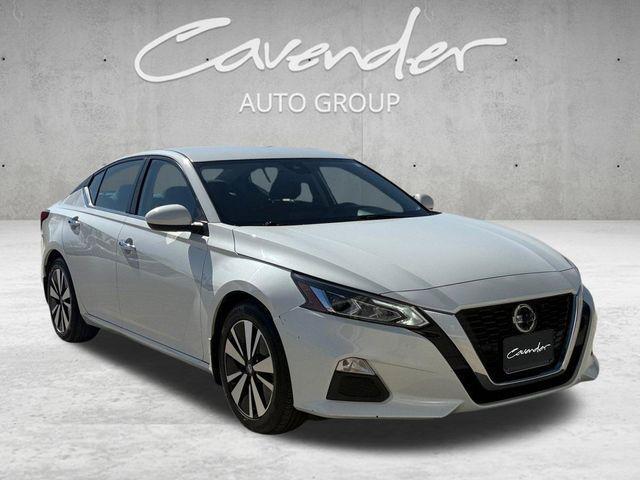 used 2022 Nissan Altima car, priced at $19,599