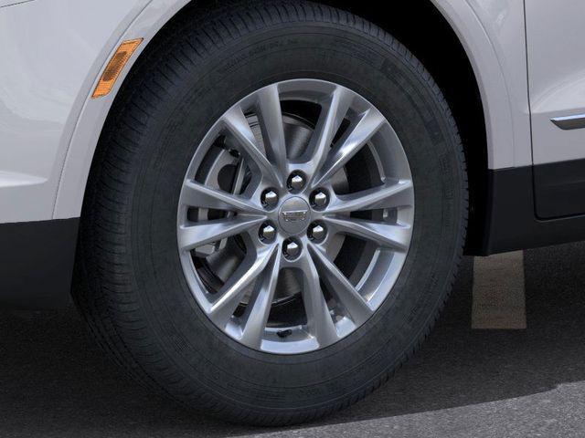 new 2025 Cadillac XT5 car, priced at $45,515